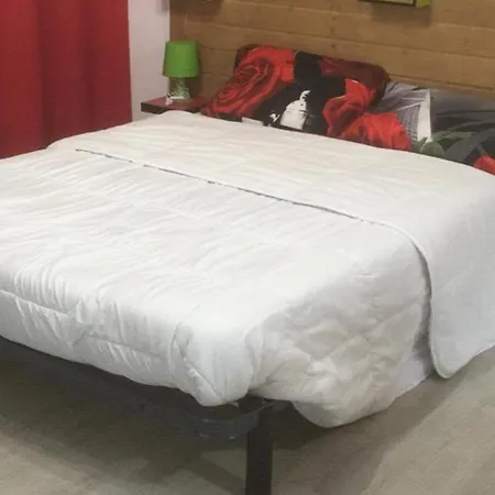House Sleeps 10 With Free Parking Dom wakacyjny Bourboule