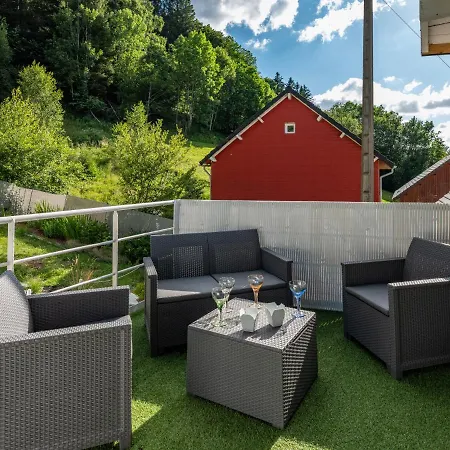 Dom wakacyjny House Sleeps 10 With Free Parking *